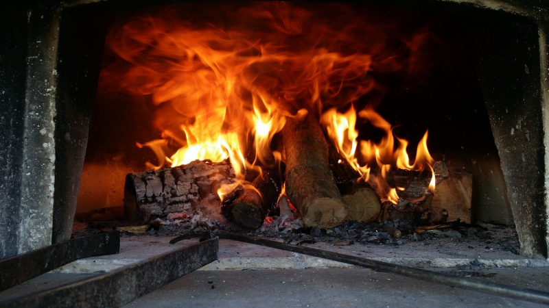 pizzeria-FREJUS-min_wood-fired-oven-1960099